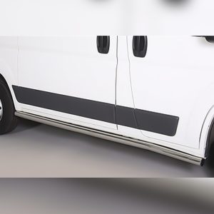 PROTECTIONS LATERALES INOX SUR FIAT DUCATO 2006-2014+
