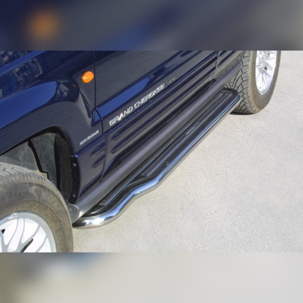 MARCHE-PIEDS INOX TUBE P181 SUR JEEP GRAND CHEROKEE 1999-2005