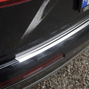 Rear Bumper Protector Plate (Chrome) Pour Audi Q7 2015+
