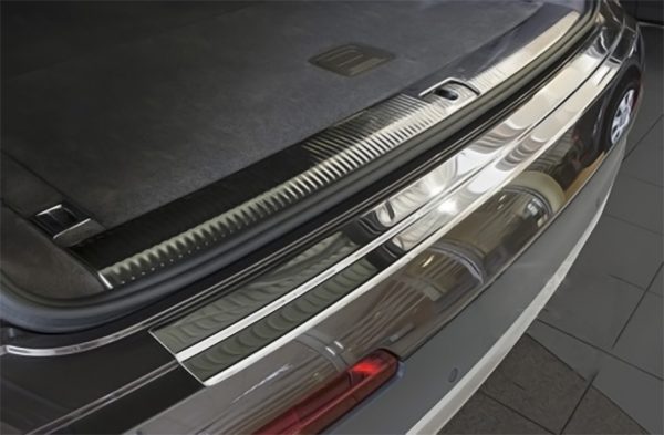 Rear Bumper Protector Plate (Acier Brossé) Pour Audi Q7 2015+