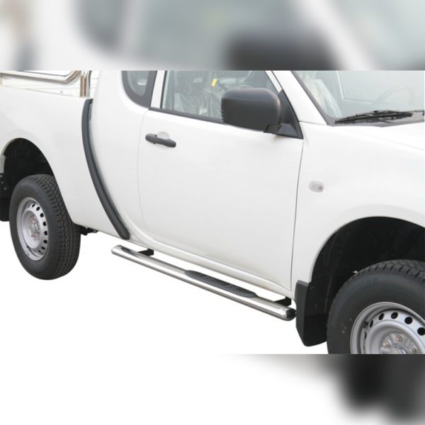 MARCHE-PIEDS GPO INOX SUR MITSUBISHI L200 2010-2015