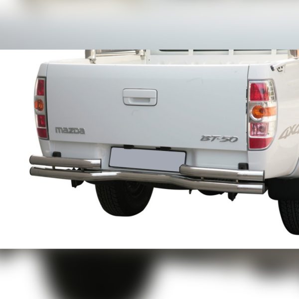 PROTECTION ARRIERE DOUBLE COURBÉ INOX SUR MAZDA BT50 DOUBLE CAB 2009-2012