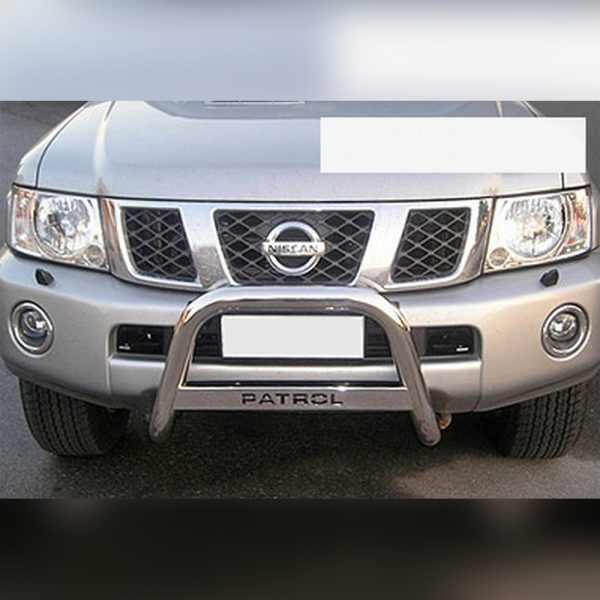 PARE-BUFFLE INOX AVEC BARRE SUR NISSAN PATROL GR 1998-2004